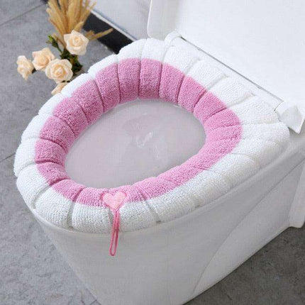 Plush Winter Toilet Seat Cover - Cozy Comfort for Every Bathroom - Très Elite