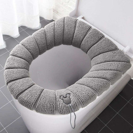 Plush Winter Toilet Seat Cover - Cozy Comfort for Every Bathroom - Très Elite