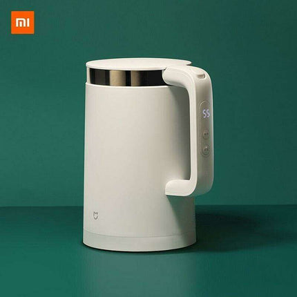 Quick Boil Electric Kettle: Experience Hot Beverages with Enhanced Safety Features - Très Elite