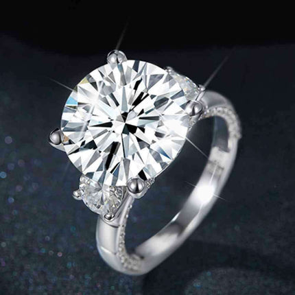 Radiant 8 Carat Moissanite Silver Ring with Luxurious Platinum Finish - Ultimate Sophistication