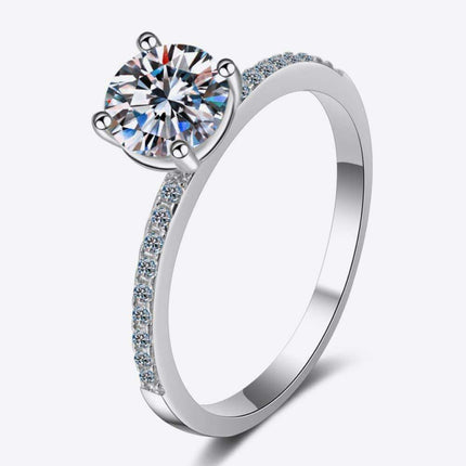 Radiant Elegance: 1 Carat Lab-Created Diamond Ring with Zircon Accents - Très Elite
