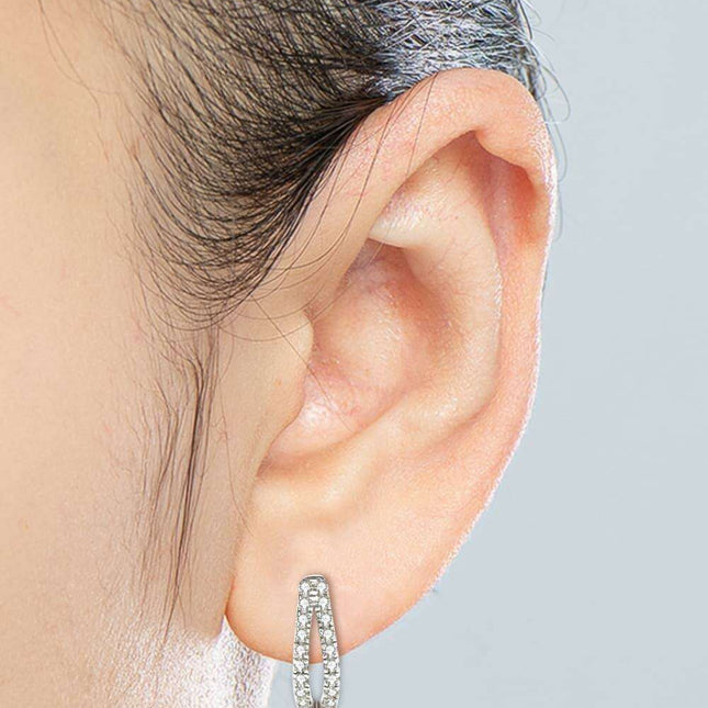 Radiant Elegance: Sterling Silver Lab-Grown Diamond Earrings in Luxurious Presentation Box