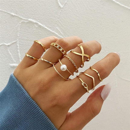 Radiant Heart Ring Collection: A Fusion of Classic Elegance and Contemporary Style - Essential Addition for Every Jewelry Lover - Très Elite