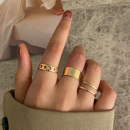 Radiant Heart Ring Collection: A Fusion of Classic Elegance and Contemporary Style - Essential Addition for Every Jewelry Lover - Très Elite