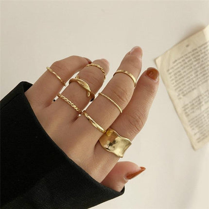 Radiant Heart Ring Collection: A Fusion of Classic Elegance and Contemporary Style - Essential Addition for Every Jewelry Lover - Très Elite