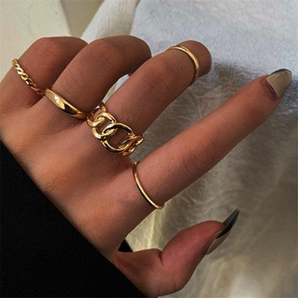 Radiant Heart Ring Collection: A Fusion of Classic Elegance and Contemporary Style - Essential Addition for Every Jewelry Lover - Très Elite
