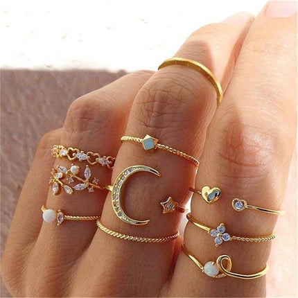 Radiant Heart Ring Collection: A Fusion of Classic Elegance and Contemporary Style - Essential Addition for Every Jewelry Lover - Très Elite