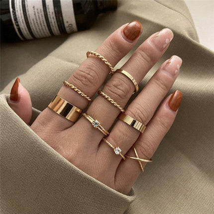 Radiant Heart Ring Collection: A Fusion of Classic Elegance and Contemporary Style - Essential Addition for Every Jewelry Lover - Très Elite