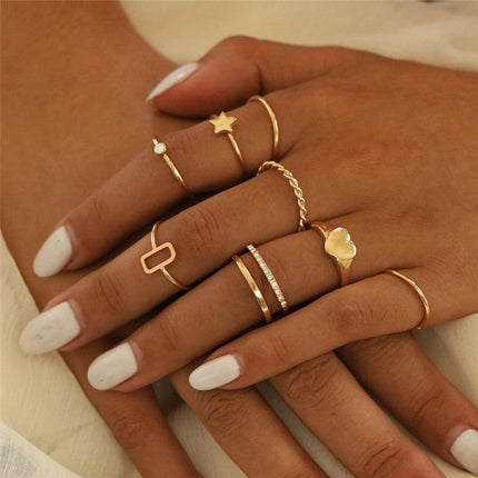 Radiant Heart Ring Collection: A Fusion of Classic Elegance and Contemporary Style - Essential Addition for Every Jewelry Lover - Très Elite
