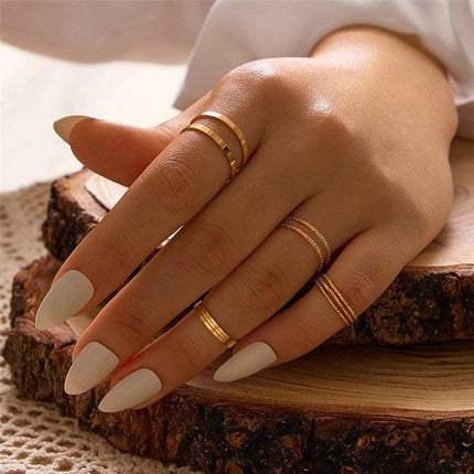 Radiant Heart Ring Collection: A Fusion of Classic Elegance and Contemporary Style - Essential Addition for Every Jewelry Lover - Très Elite