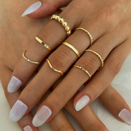 Radiant Heart Ring Collection: A Fusion of Classic Elegance and Contemporary Style - Essential Addition for Every Jewelry Lover - Très Elite
