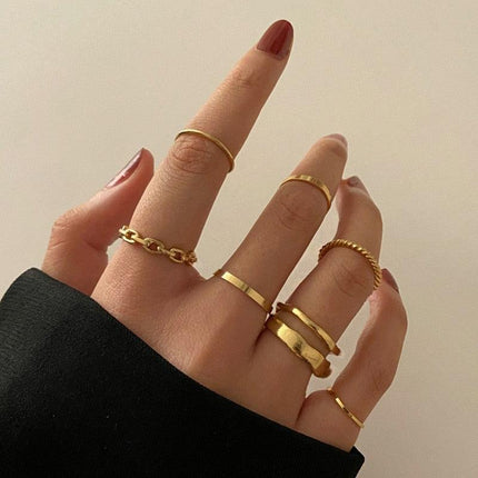 Radiant Heart Ring Collection: A Fusion of Classic Elegance and Contemporary Style - Essential Addition for Every Jewelry Lover - Très Elite