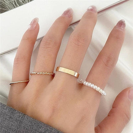 Radiant Heart Ring Collection: A Fusion of Classic Elegance and Contemporary Style - Essential Addition for Every Jewelry Lover - Très Elite