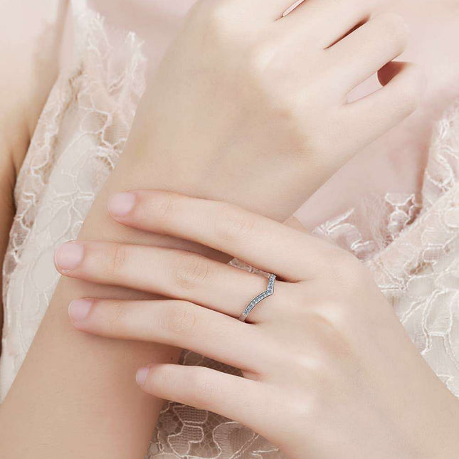 Radiant Sophistication: Stunning Moissanite Sterling Silver Ring with Rhodium Finish