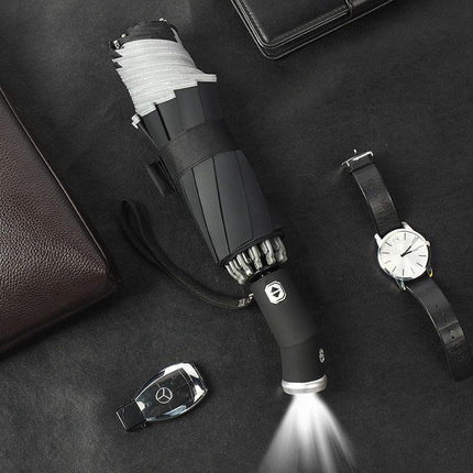 RainGuard LED Umbrella: Elevate Your Rainy Day Adventures - Très Elite