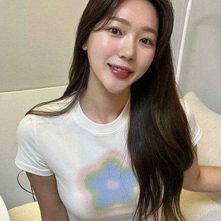 Retro-Inspired Women's Relaxed Fit T-Shirt with Unique Sleeve Design and Letter Print