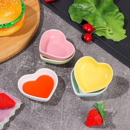 Romantic Heart-Shaped Ceramic Sauce Dish Set - Elegant Dining Accessories - Très Elite