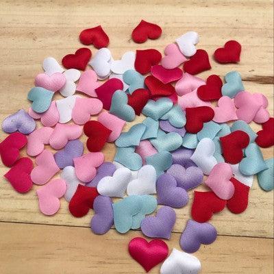 Romantic Heart-Shaped Petals for Weddings: 500pcs Bag of Timeless Elegance - Très Elite