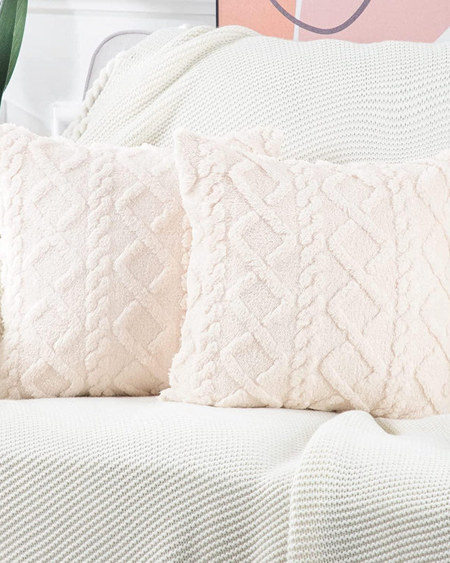 Cozy Winter Elegance Plush Fleece Pillow Set