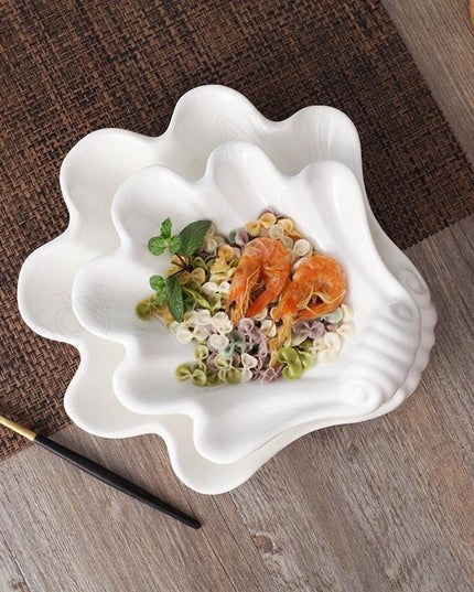 Elegant Shell-Inspired Handcrafted Ceramic Plate Set for Luxurious Dining