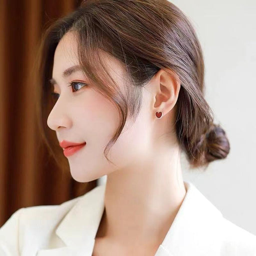 Captivating Rose Gold Carnelian Heart Earrings with Elegant Design