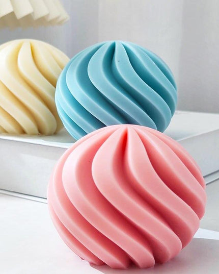 Creative Spiral Pillar Silicone Mold for Unique Candle and Soap Crafting!