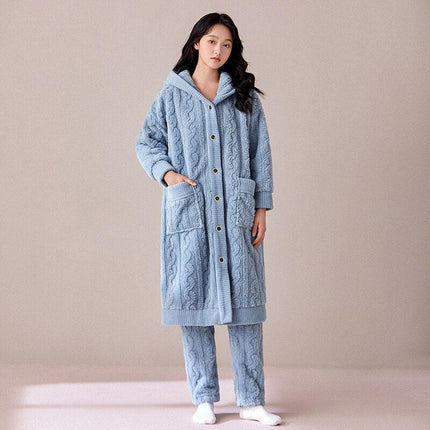 Cozy Elegance: Plush Coral Velvet Women's Bathrobe for Winter Relaxation