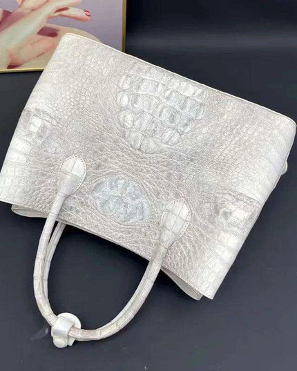 Exquisite Alligator Leather Tote Bag for Women with Unique Crocodile Aesthetic