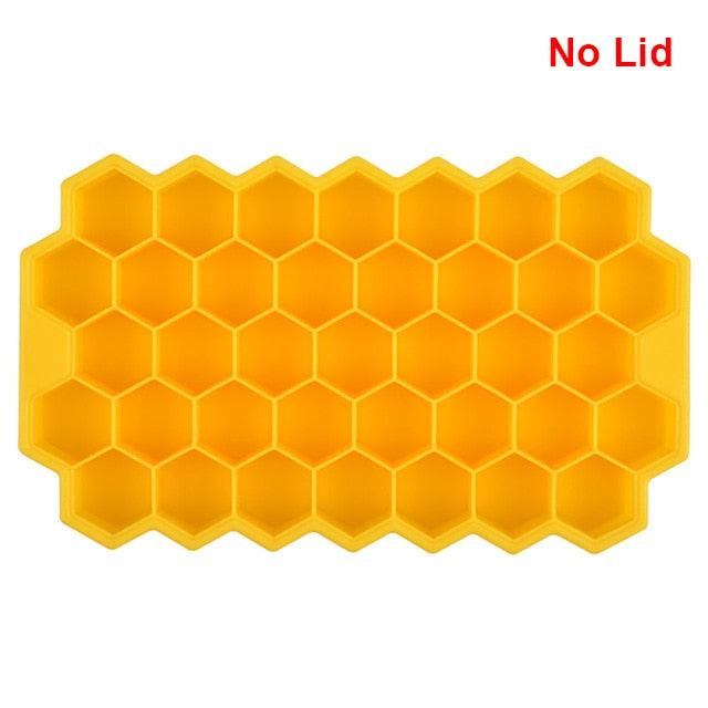 Vibrant Honeycomb Silicone Ice Cube Mold - Ideal for Cocktails and Frozen Delights