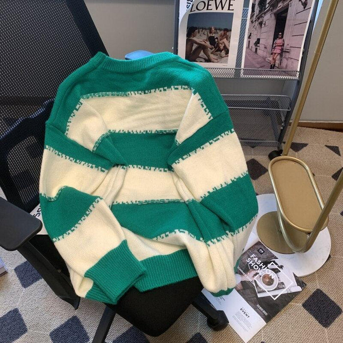 Bear Hug Oversized Cartoon Knit Sweater - Casual Chic Top