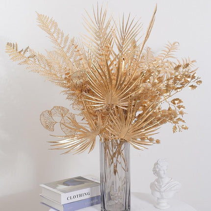 Crimson Berry Luxe: Elegant Home Accent for Stylish Decor