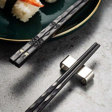 Colorful Premium Non-Slip Chopsticks Set: 5 Pairs for an Authentic Japanese Dining Experience