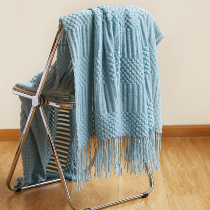 Chic Nordic Knitted Throw Blanket with Stylish Tassels - Essential Cozy Piece for Elegant Interiors
