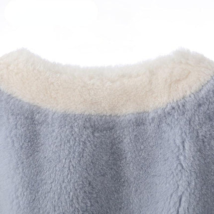 Opulent Winter Elegance: Sumptuous Lamb Fur Coat for Ultimate Warmth & Fashion