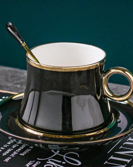 Elegant Mediterranean Floral Tea Mug: Perfect for Sophisticated Sipping