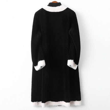 Opulent Winter Elegance: Sumptuous Lamb Fur Coat for Ultimate Warmth & Fashion