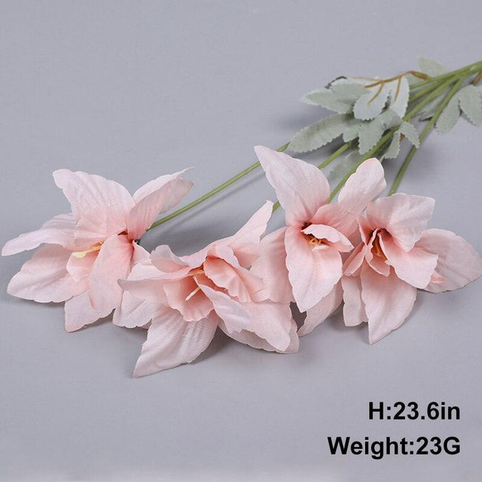 Elegant Pink Silk Artificial Roses - Sophisticated Floral Charm