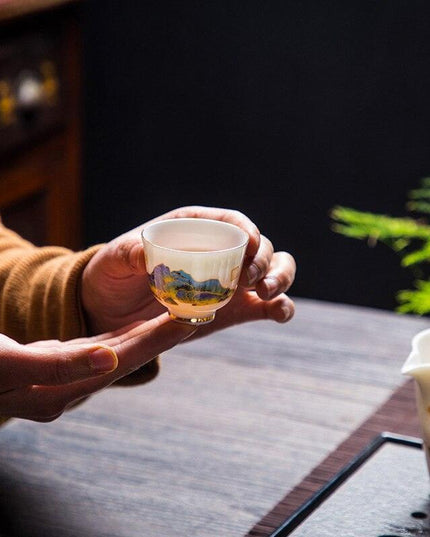 Sophisticated Crane-Inspired Tea Cup Set - A Perfect Choice for Discerning Tea Lovers