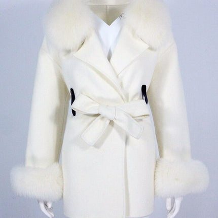 Lavish Cashmere and Fox Fur Winter Coat - A Statement of Timeless Elegance