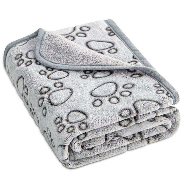 Paw Print Haven: The Ultimate Cozy Blanket for Your Furry Friend