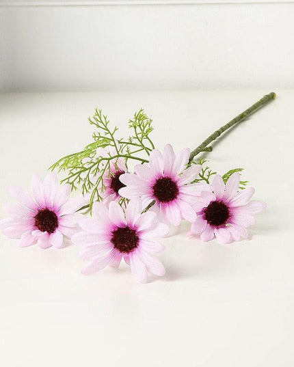 Radiant Daisy Dream - Exquisite Floral Elegance