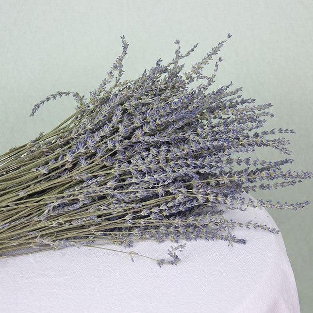 Elegance in Bloom: Exquisite Dried Lavender Bouquet for Weddings and Home Aesthetics