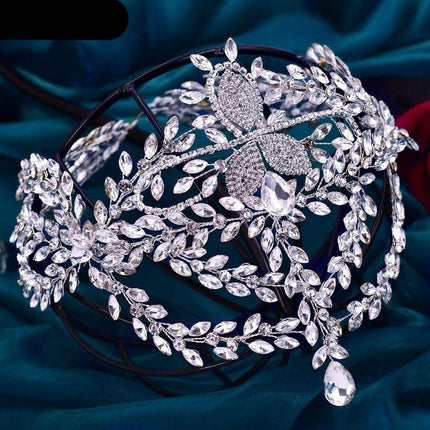 Radiant Rhinestone Wedding Headband: Sophisticated Bridal Hair Accessory