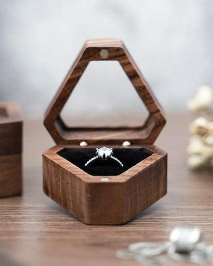 Elegant Velvet-Lined Wooden Ring Box - Ideal for Proposals and Jewelry Storage