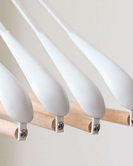 Chic Wooden Hanger Set with Wide Shoulders for Stylish Closet Storage