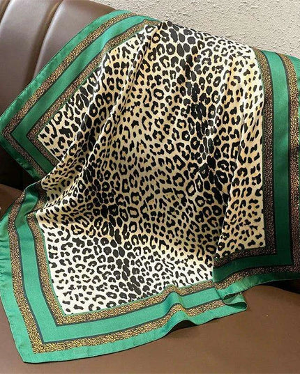 Exquisite Silk Square Scarf - A Touch of Timeless Sophistication for Women