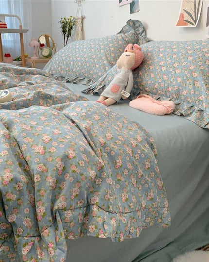 Dreamy Blossom 100% Cotton Ruffle King Bedding Set - Luxe Edition for Young Dreamers