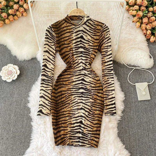 Leopard Elegance: Sleek Bodycon Mini Dress for the Fashion-Forward Woman - Exclusive Spring 2024 Collection