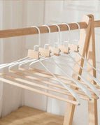 Wide shoulder hanger 1