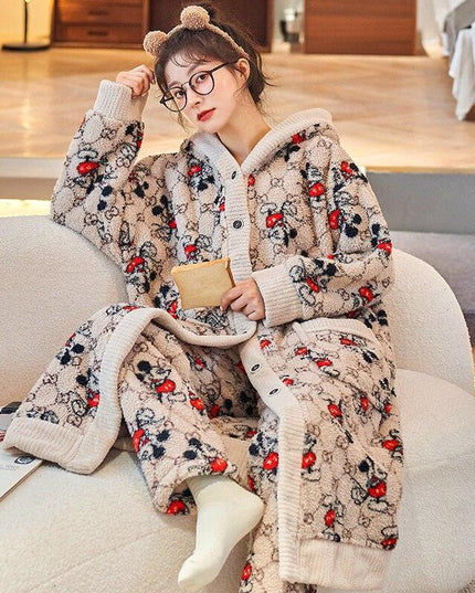 Cozy Elegance: Plush Coral Velvet Women's Bathrobe for Winter Relaxation